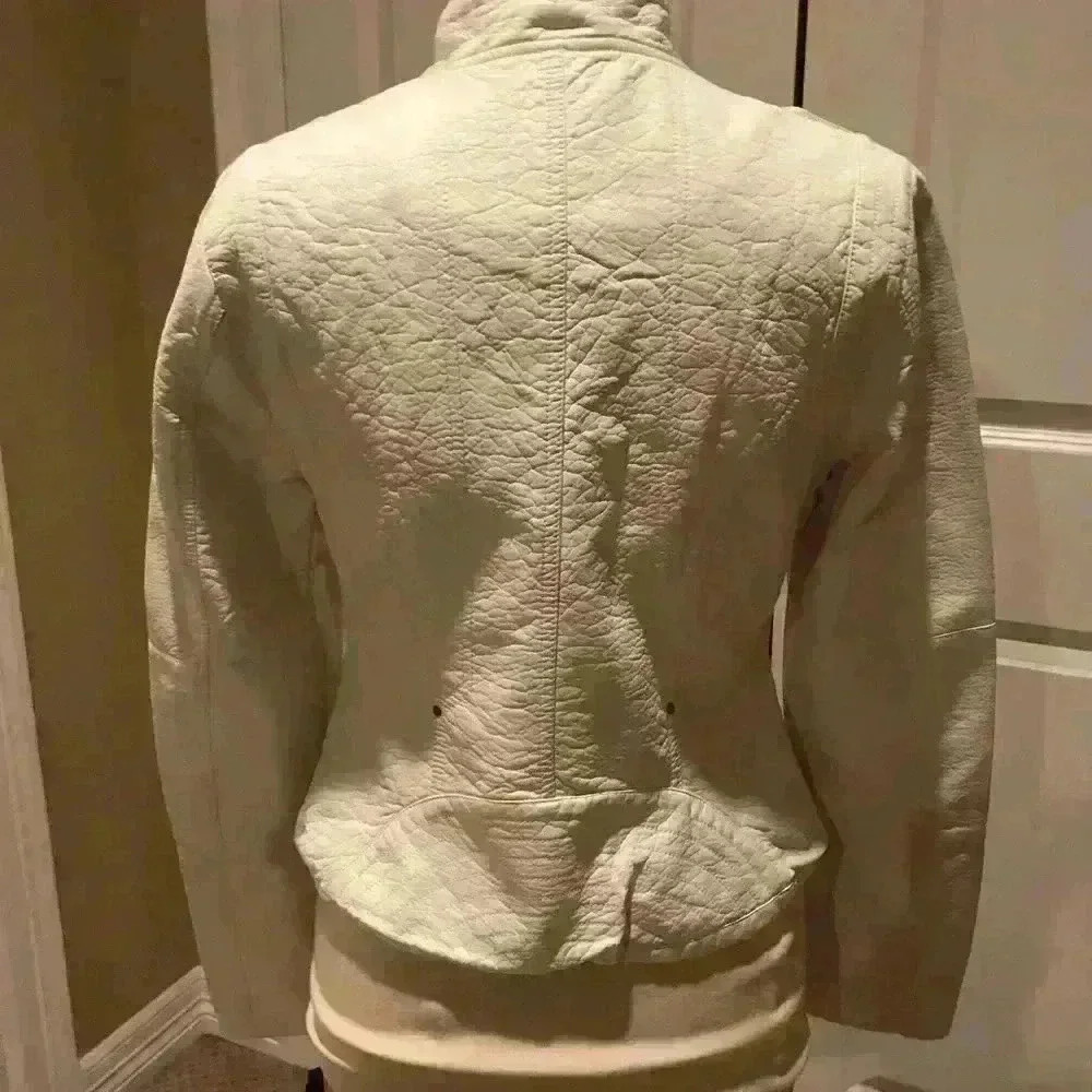 Bomber Jacket - Picture 4 of 7